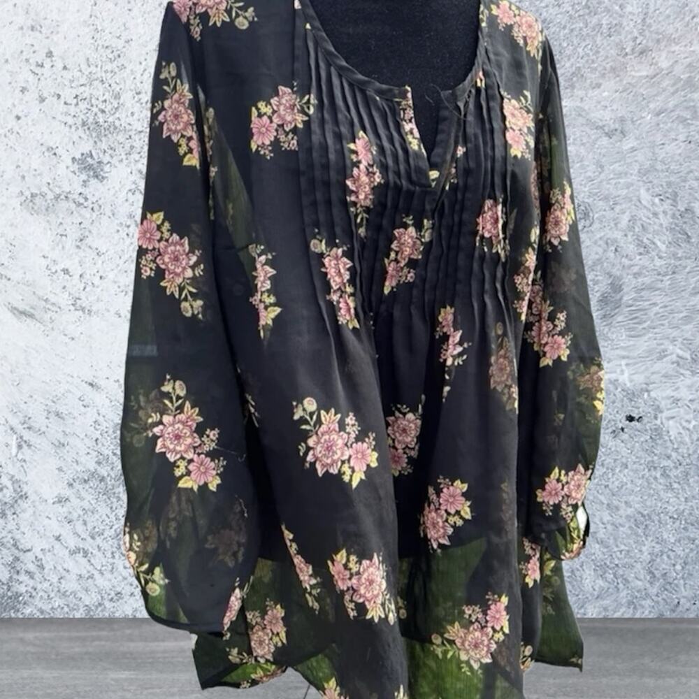 TORRID 2 Sheer Black Floral Blouse, Women's size (18-20)